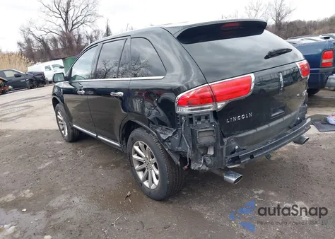 2013 Lincoln Mkx z USA, uszkodzony, nr VIN 2LMDJ6JK3DBL28681